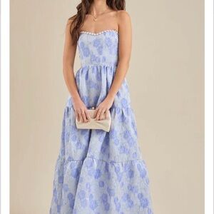 Strapless Formal Dress